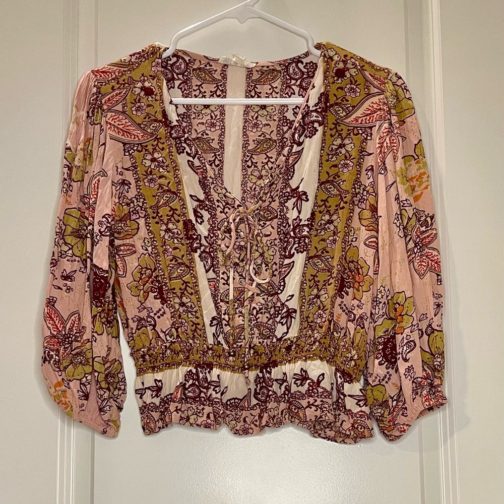 Gypsy Love Floral Pink and Maroon Crop Top Elasticized Waistband Size L